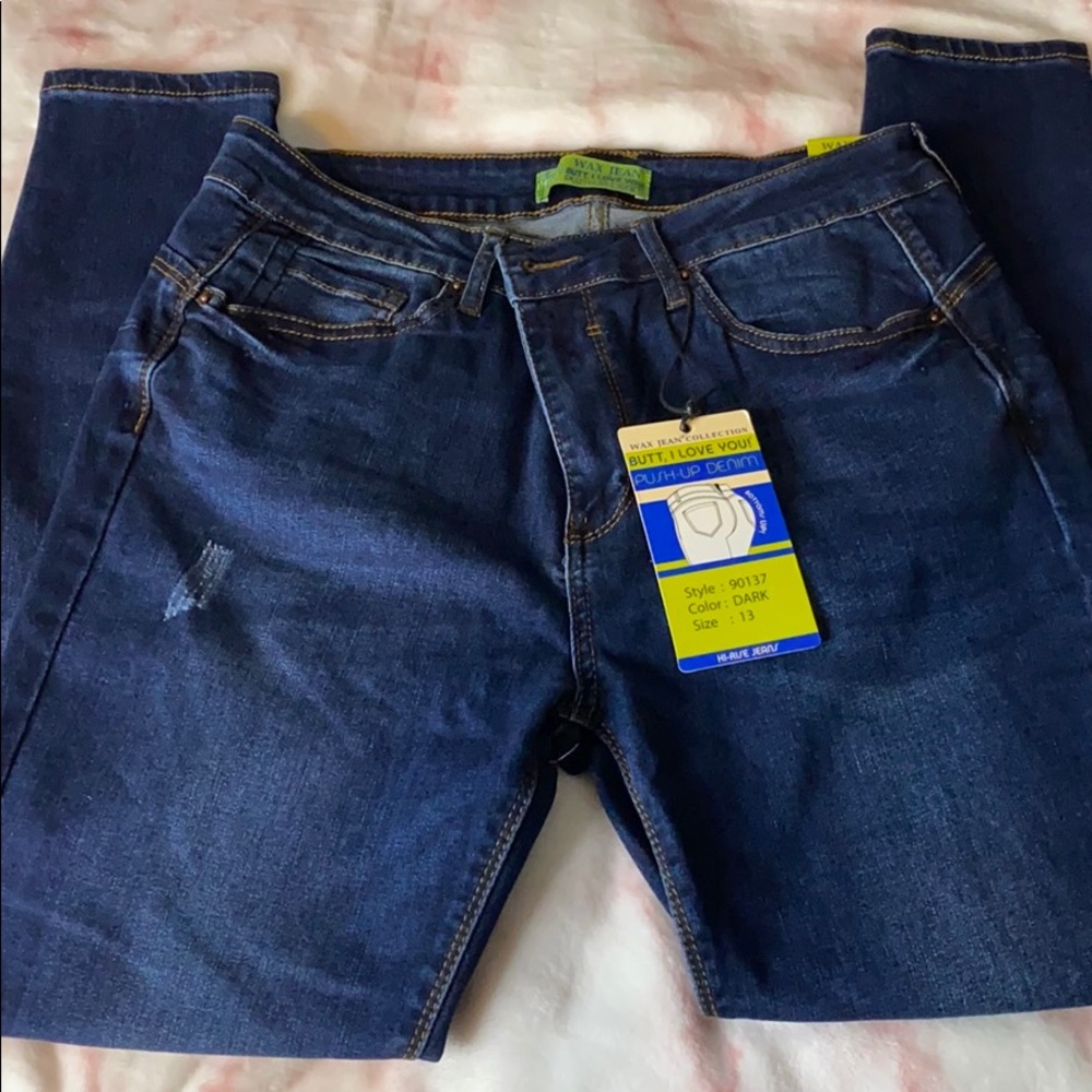 Jeans - Picture 2 of 4